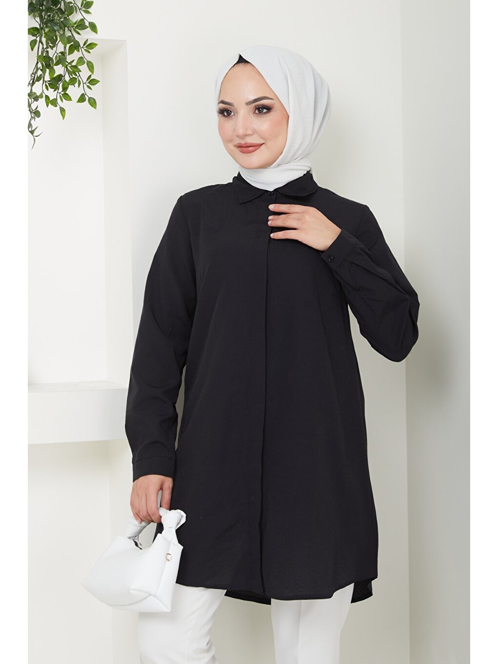 Kadın Uzun Basic Siyah Polo Yaka Tesettür Gömlek Elbise