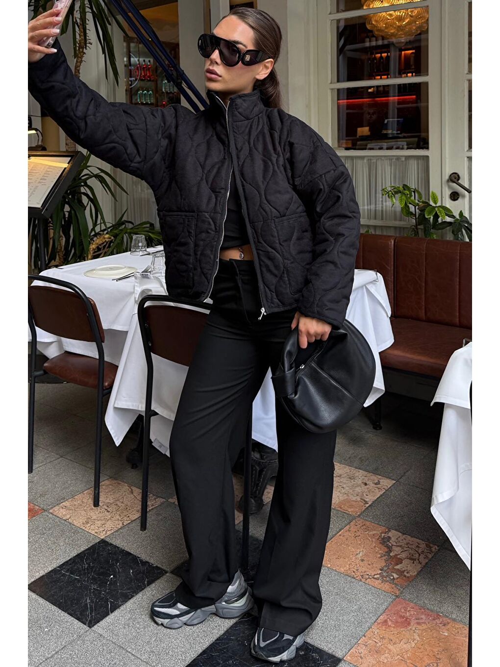 Siyah Dik Yaka Kapitone Kadın Mont Mg2568-4