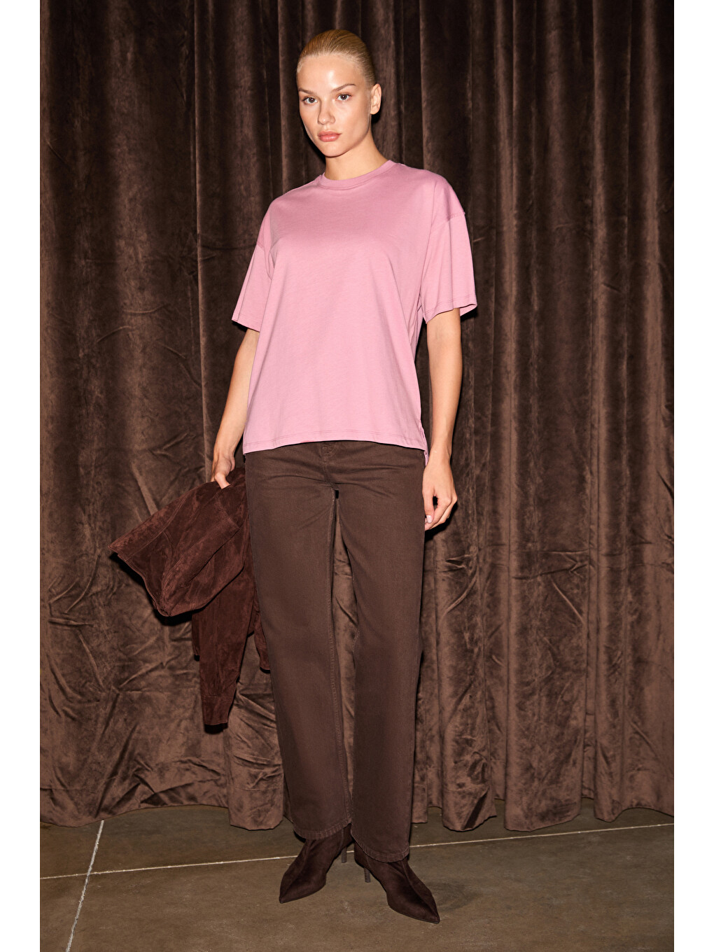 Pembe Jemmy Kadın %100 Organik Pamuk Relaxed Fit Yırtmaçlı Yuvarlak Yakalı GÜLKURUSU T-Shirt-3