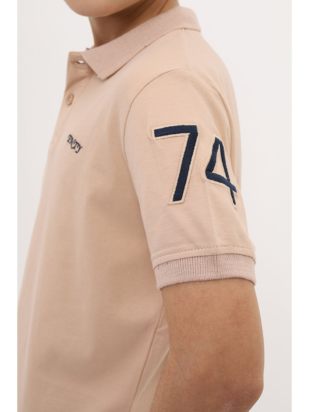 Bej Erkek Çocuk Nakışlı Tişört-4