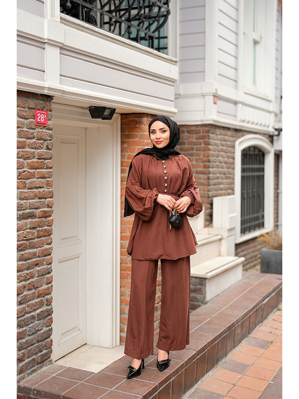 Kadın Önü Düğme Detaylı İkili Takım Kahverengi-2