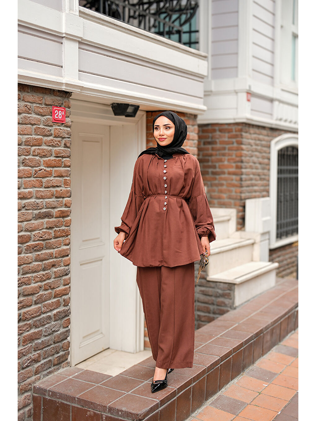 Kadın Önü Düğme Detaylı İkili Takım Kahverengi-3
