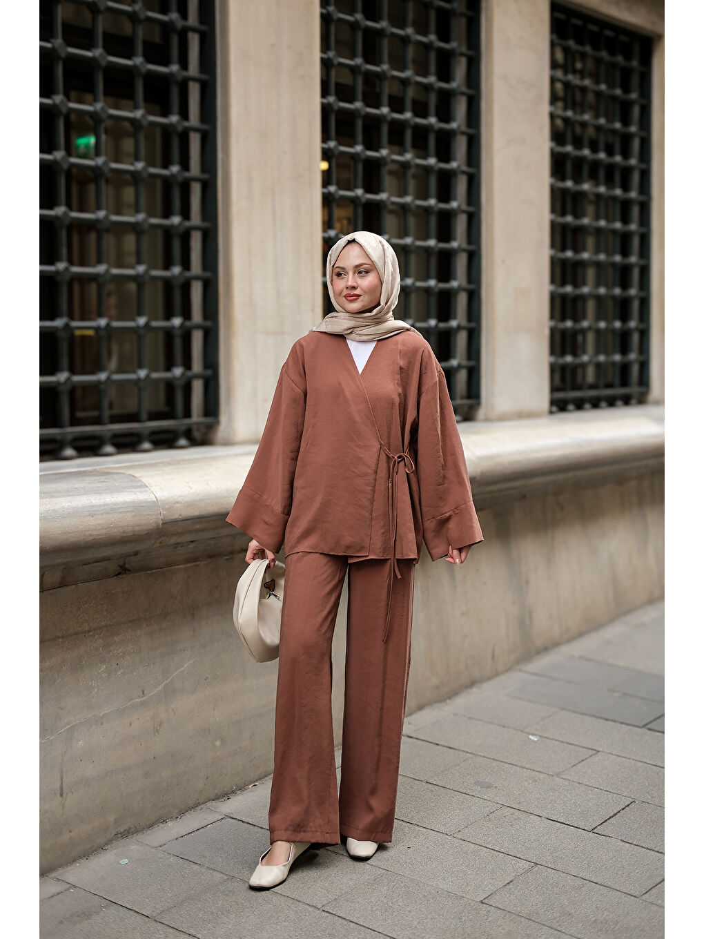 Kahverengi Kadın Yan Bağlamalı İkili Kimono Takım Açık Kahve