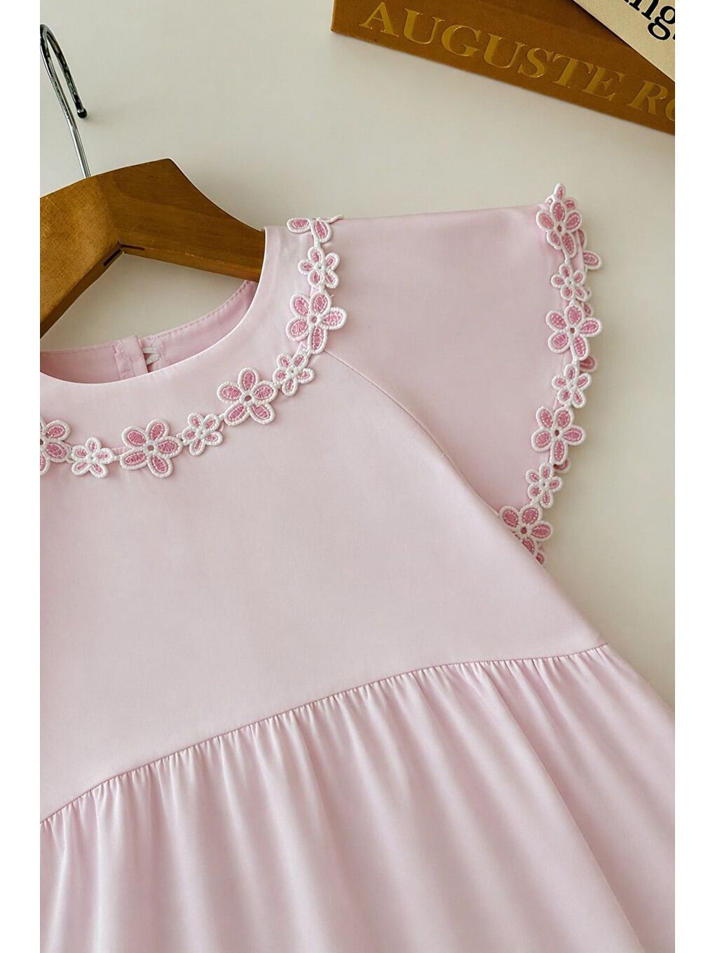 Kız Çocuk Pembe Pamuklu Çiçek Aplikeli Elbise-1