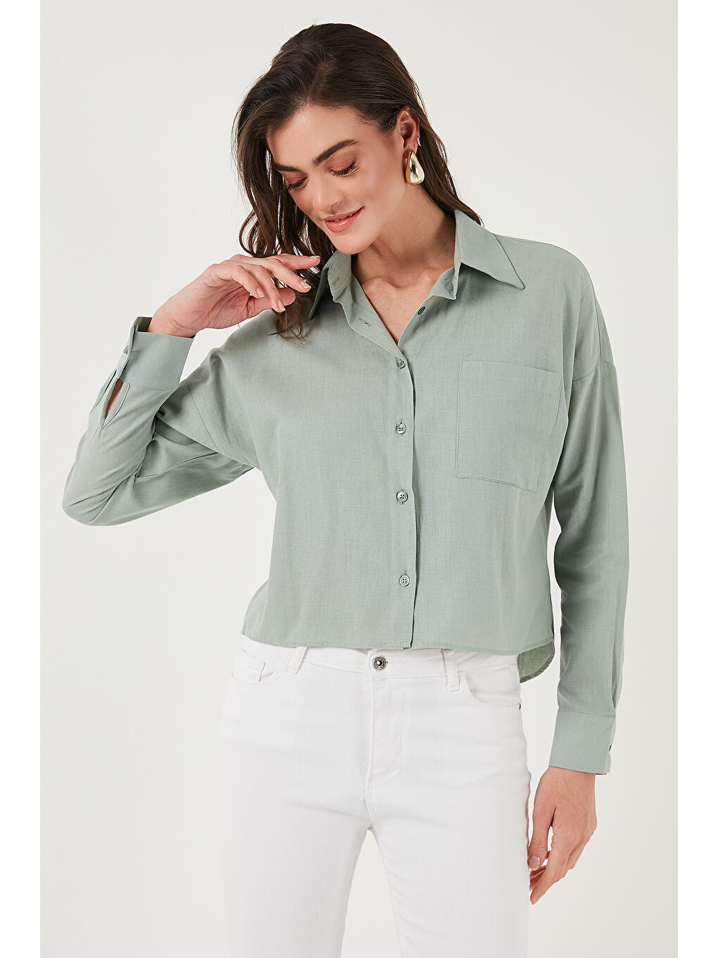 Yeşil Pamuk Ve Keten Karışımlı Regular Fit Önü Kısa Arkası Uzun Kadın Gömlek 6772867-1