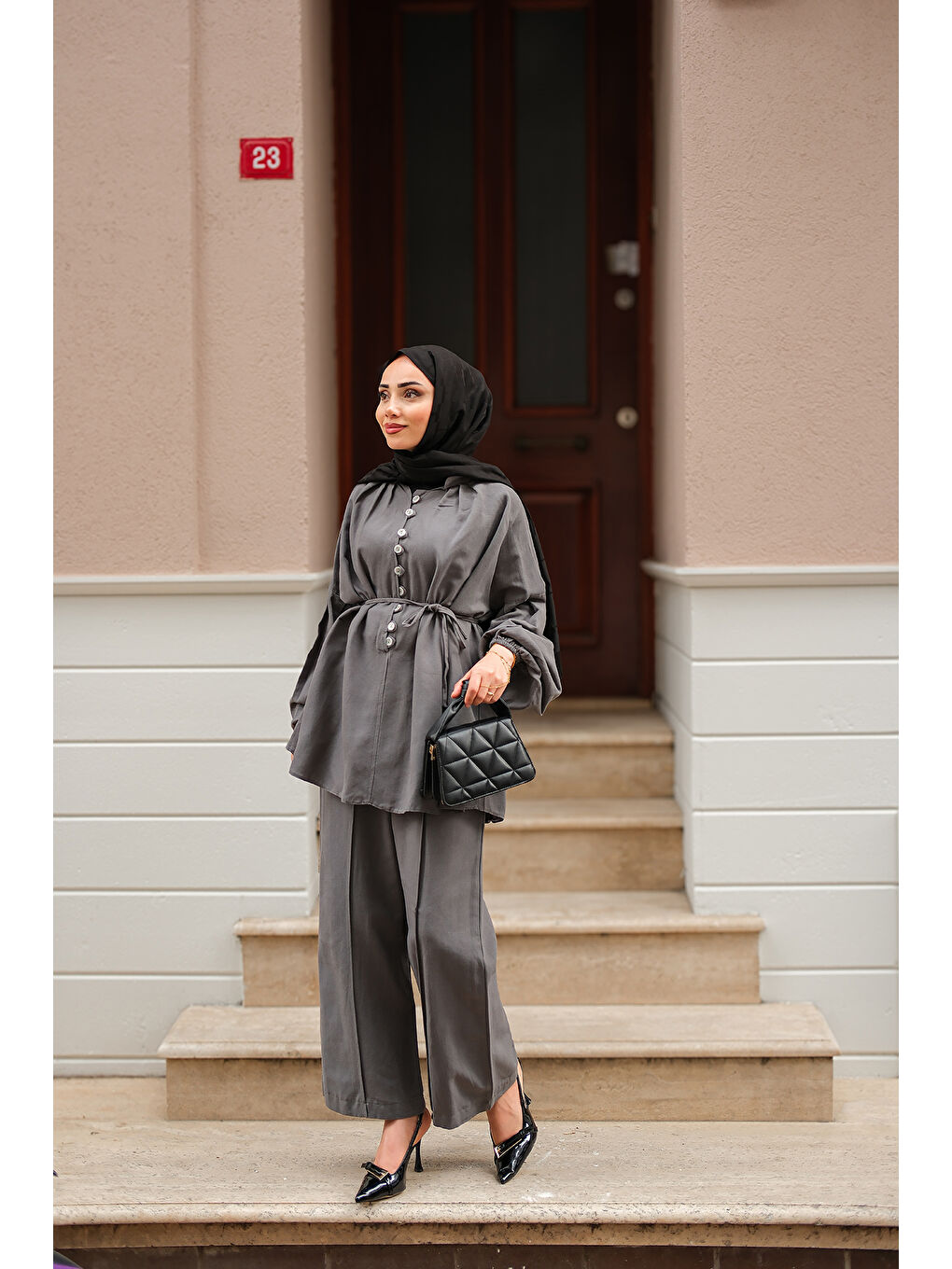 Kadın Önü Düğme Detaylı İkili Takım Gri-1