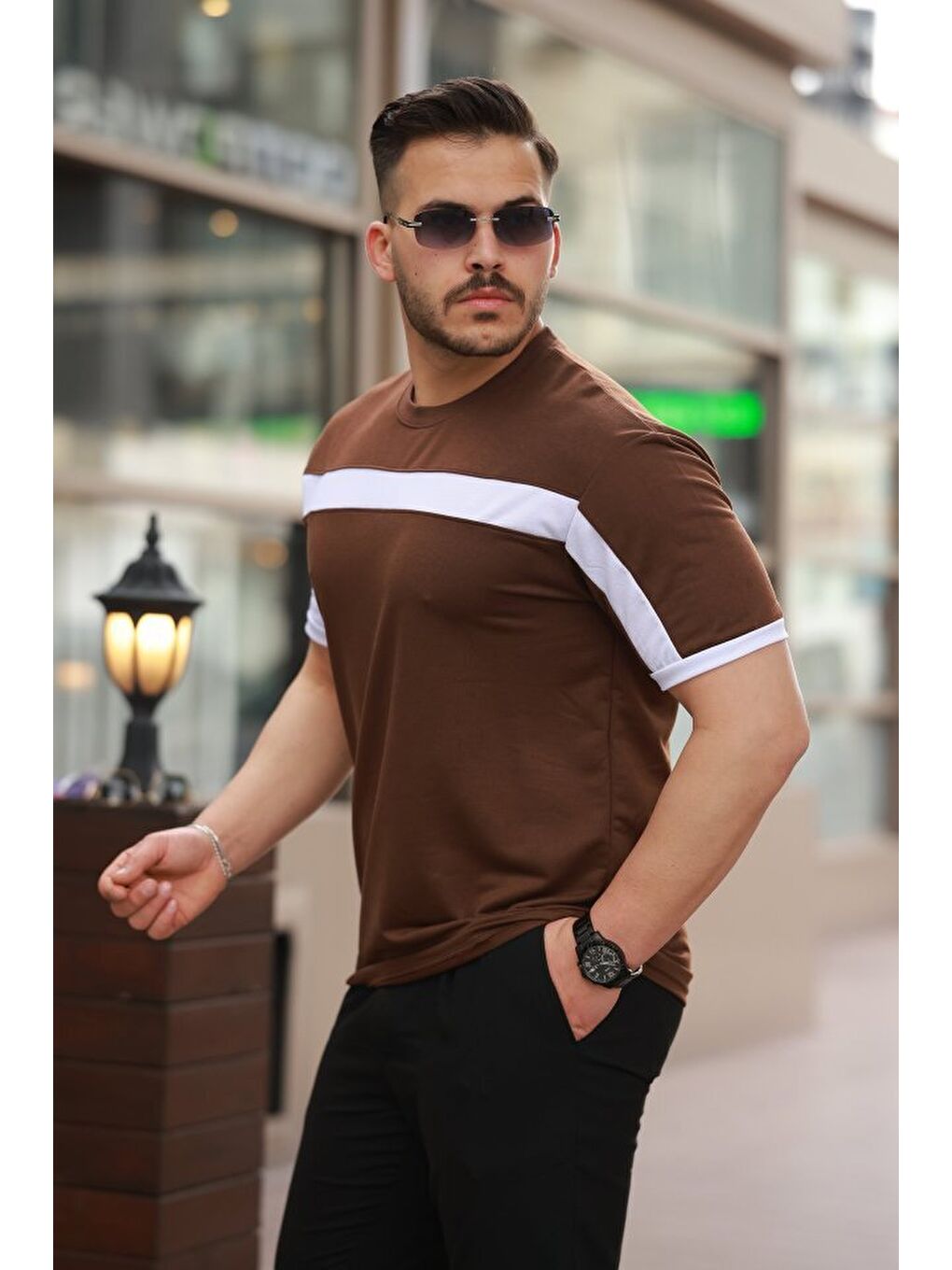 Kahverengi Erkek şerit Detaylı Kısa Kollu T-shirt-1