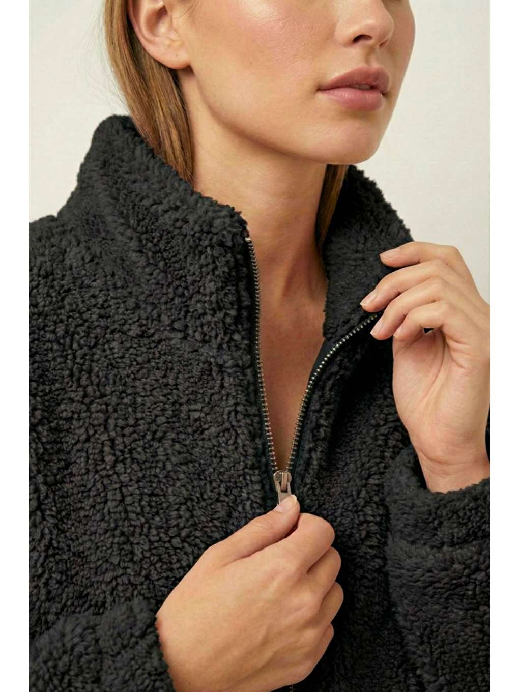 Siyah Kadın Pelüş Tam Fermuarlı Cepli Sherpa Kuzu Kumaş Oversize Pelüş Polar Sweatshirt-2