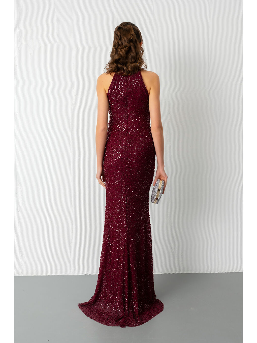 Kadın Mürdüm Dar Kalıp Pul İşlemeli Balık Abiye Elbise-5