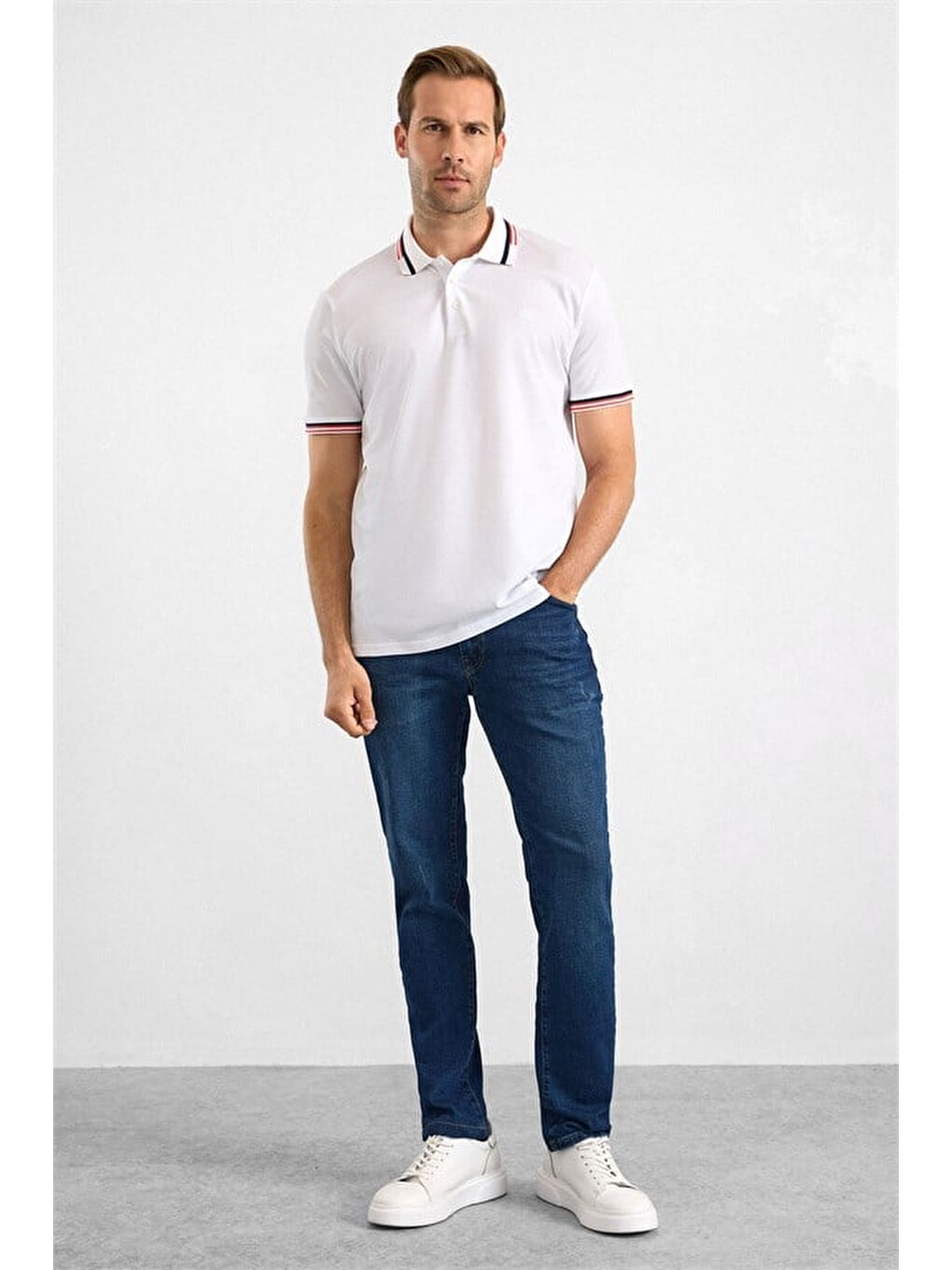 Beyaz Slim Düz Baskısız Pike Polo Yaka Tişört-3