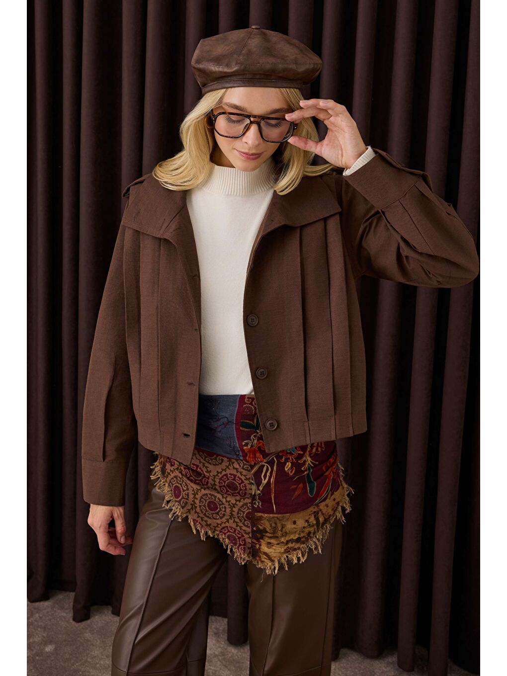 Kahverengi Kısa Pileli Ceket Acı Kahve-1