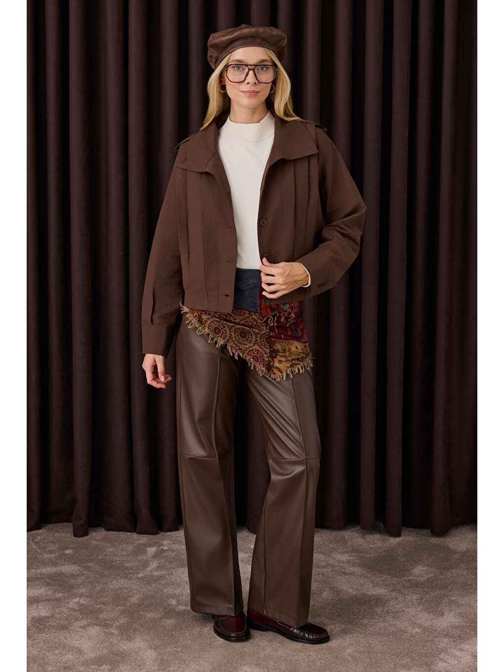 Kahverengi Kısa Pileli Ceket Acı Kahve-2