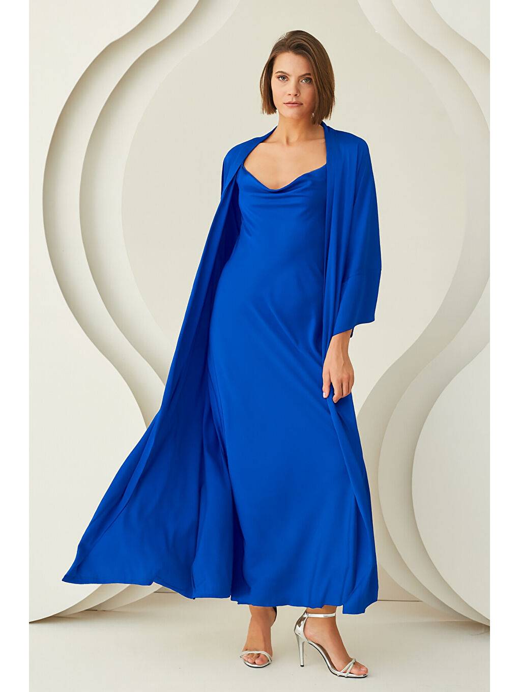 Saks Mavi Uzun Saten Sabahlık