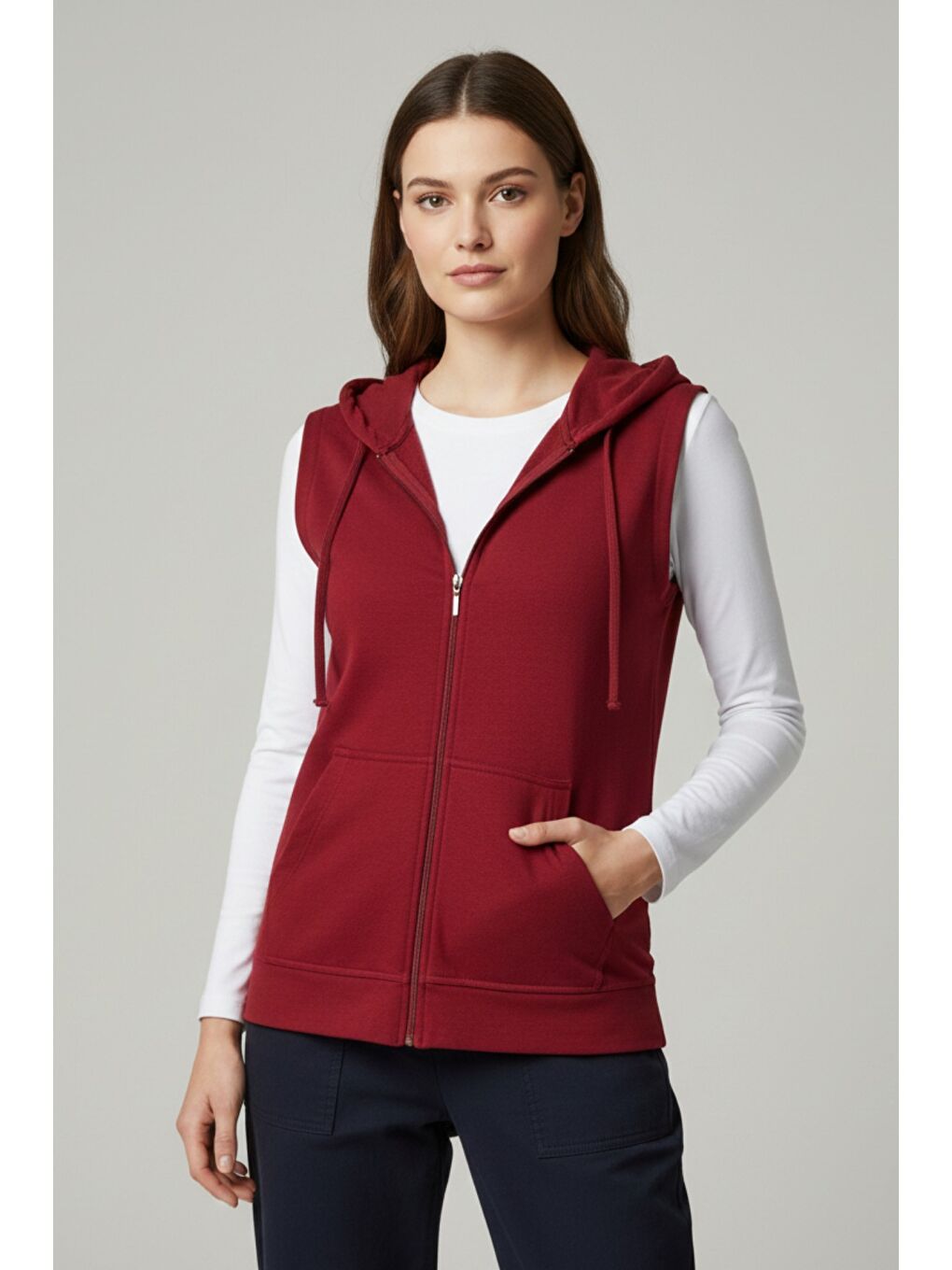 Kırmızı Kadın Sıfır Kol Kapüşonlu Hırka ve Uzun Kollu Tişört Takımı