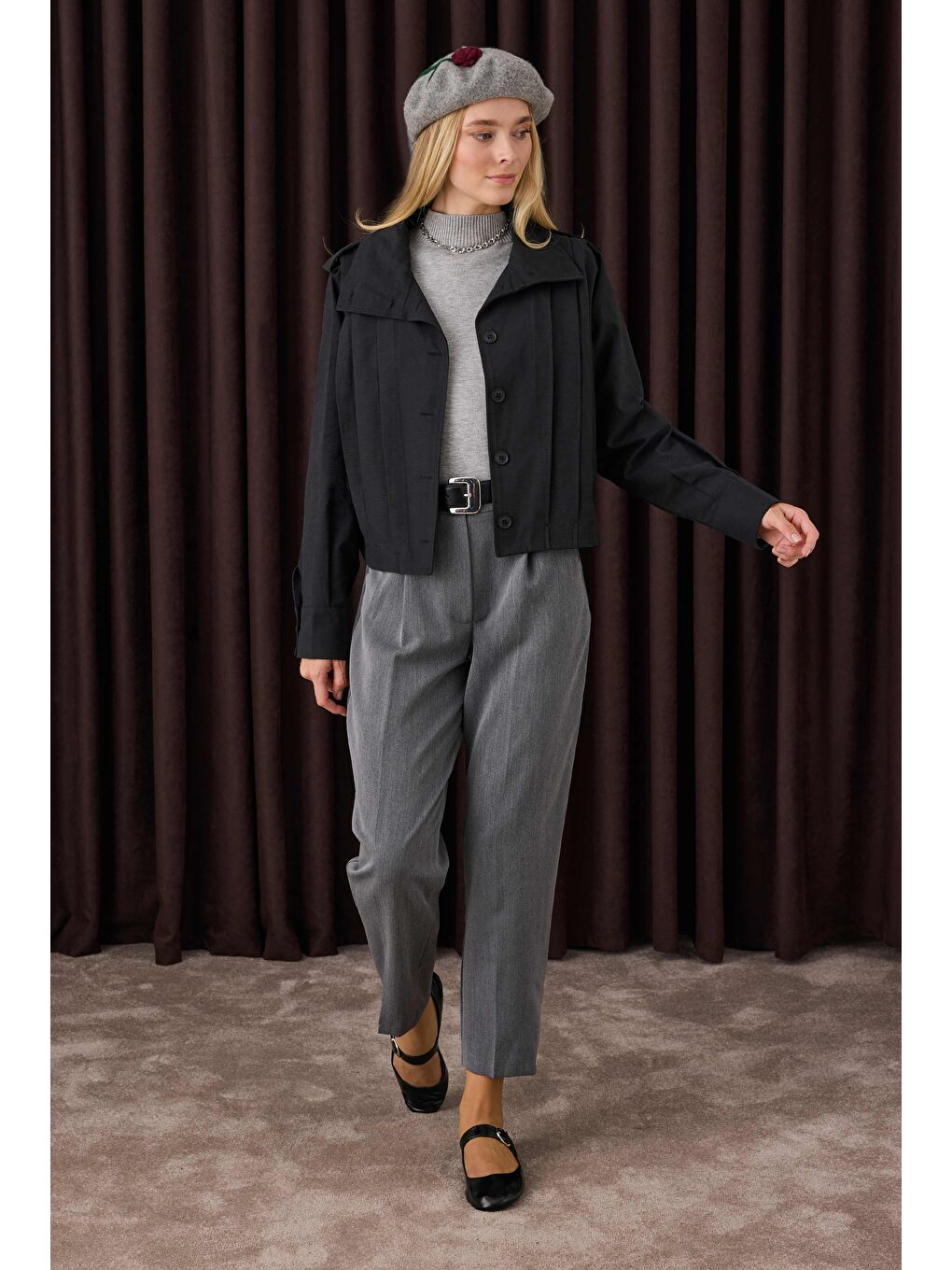 Kısa Pileli Ceket Siyah-3