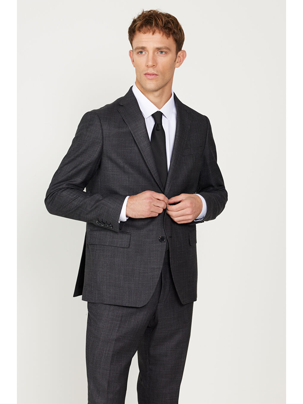 Erkek Antrasit Slim Fit Dar Kesim Mono Yaka Armürlü Çift Pantolonlu Takım Elbise