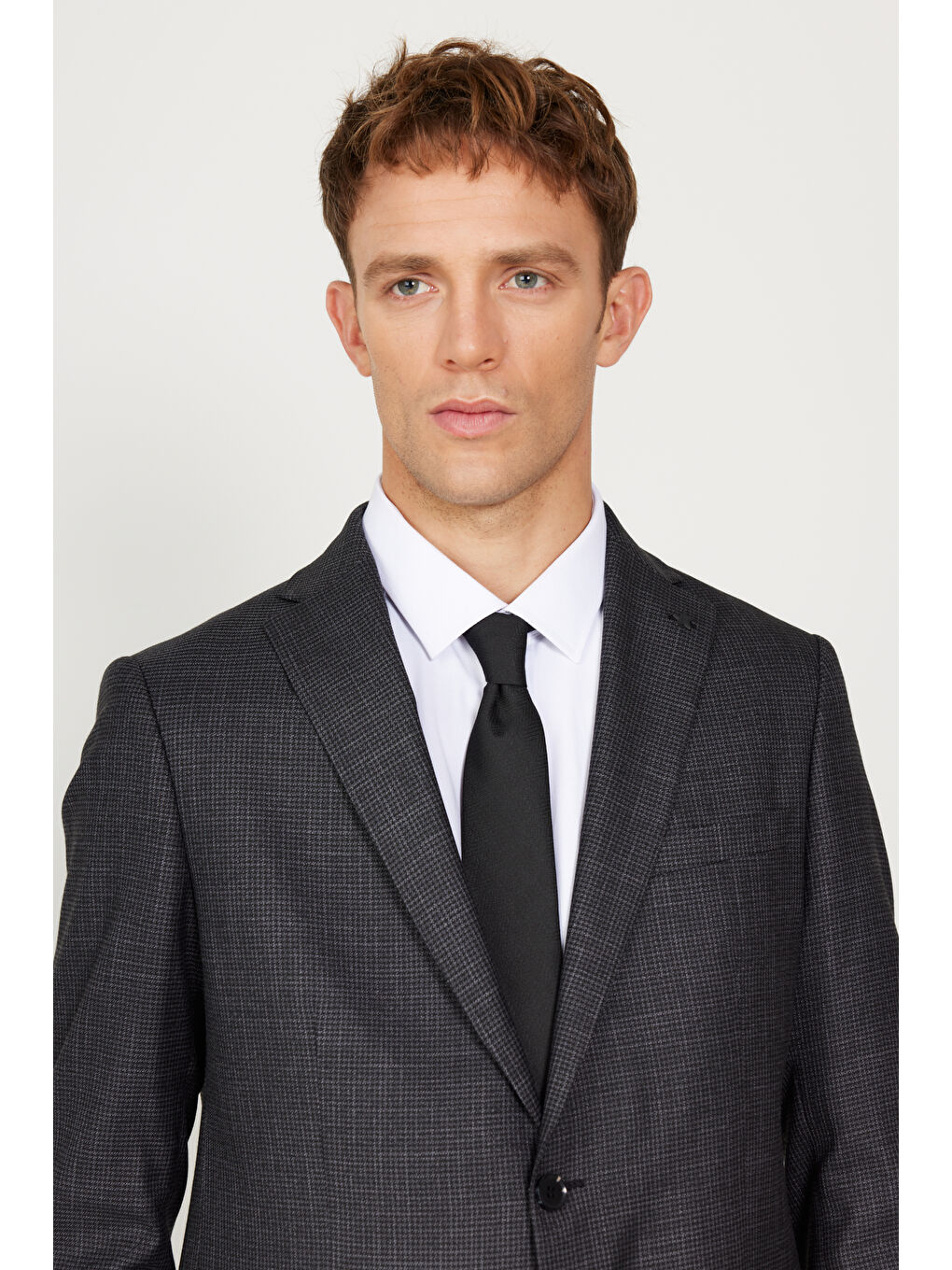 Erkek Antrasit Slim Fit Dar Kesim Mono Yaka Armürlü Çift Pantolonlu Takım Elbise-4