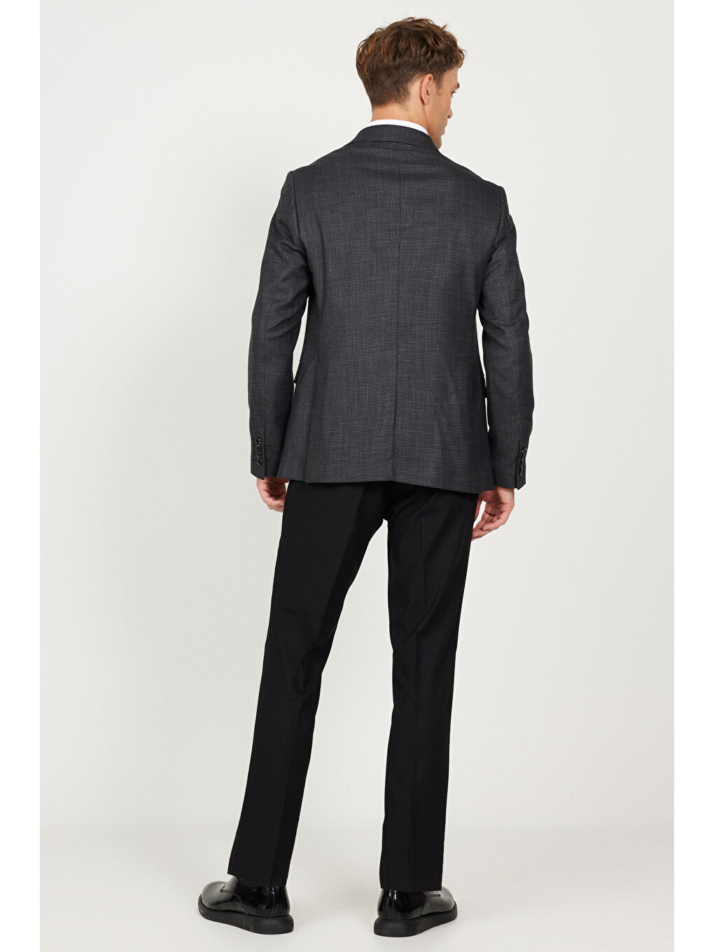 Erkek Antrasit Slim Fit Dar Kesim Mono Yaka Armürlü Çift Pantolonlu Takım Elbise-6
