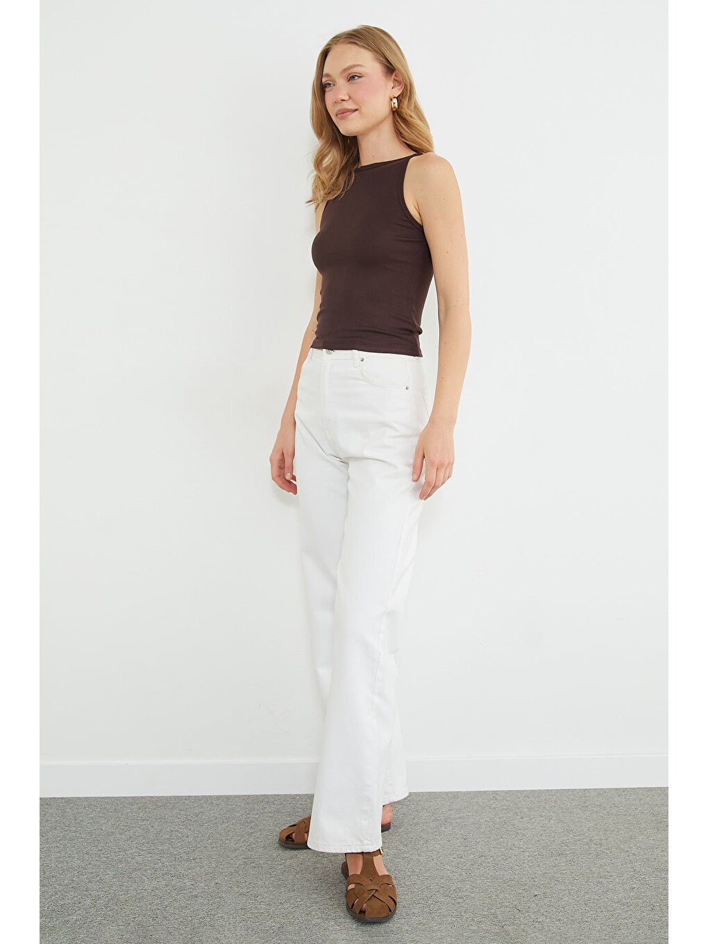 Kahverengi Basic Kayık Yaka Slim Fit Bluz-2