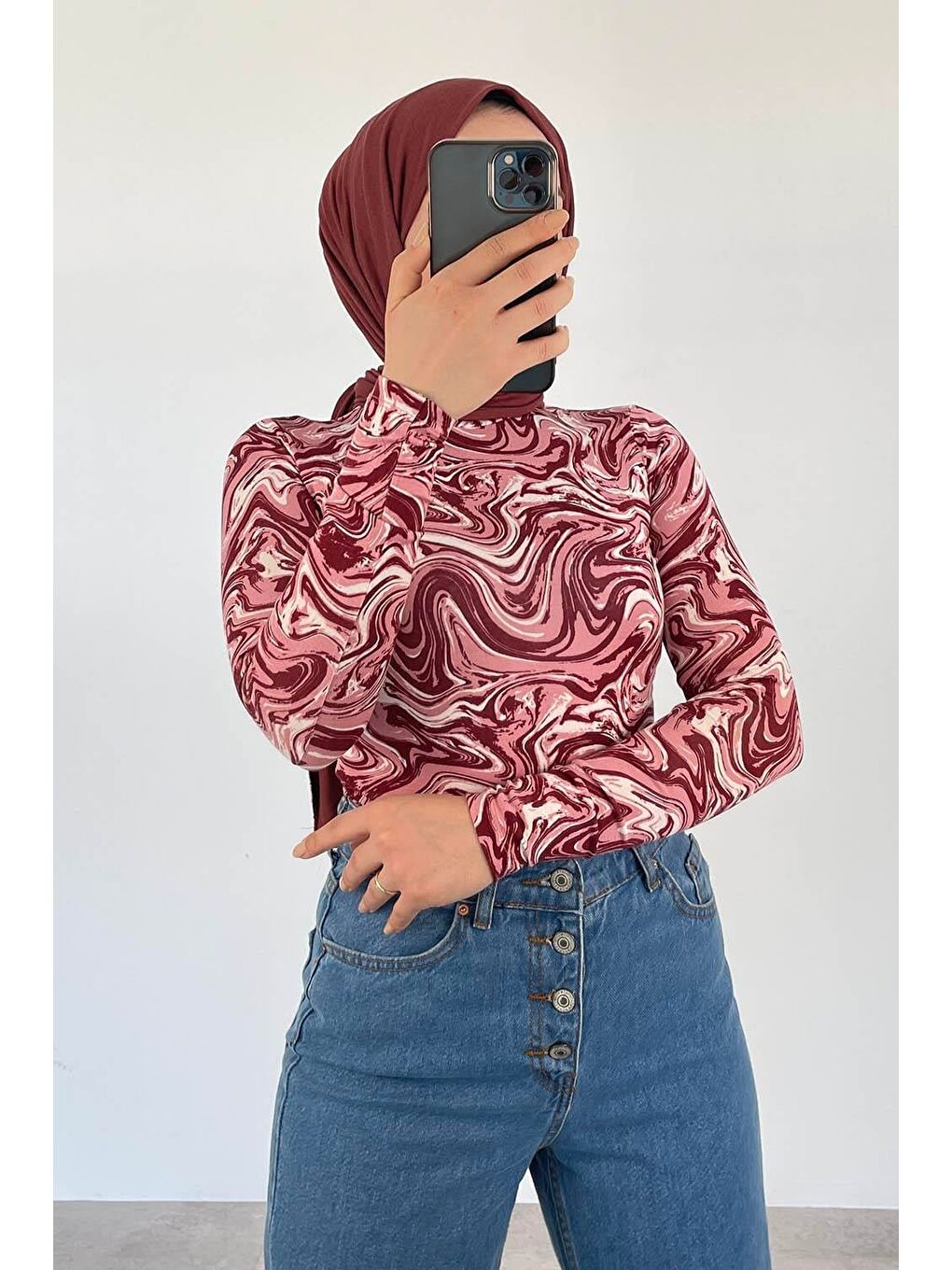 Kırmızı Yarım Balıkçı Yaka Ebru Desenli Body Vişne-1