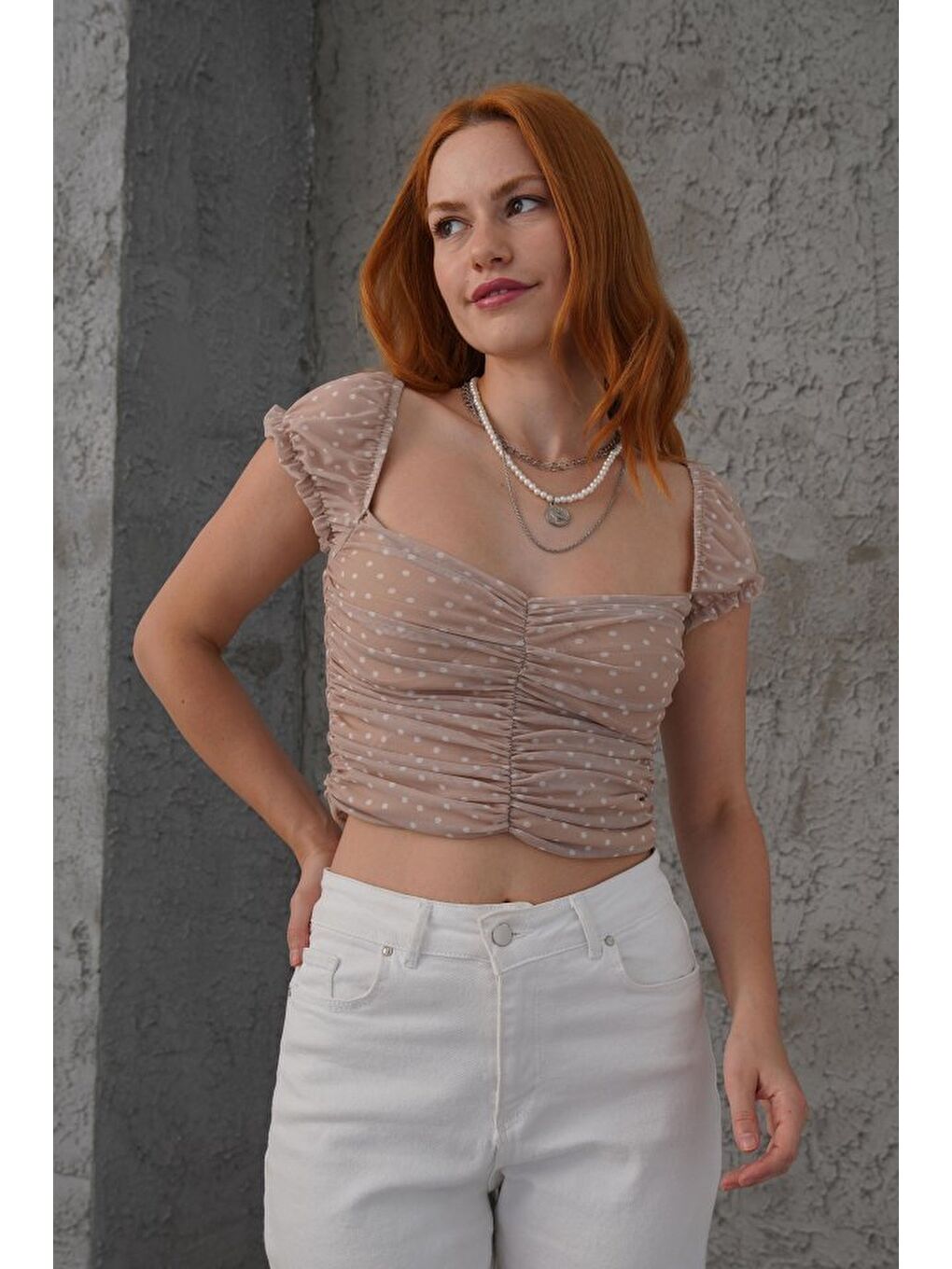 Ekru Puantiyeli Belden Oturtmalı Tül Krem Bluz