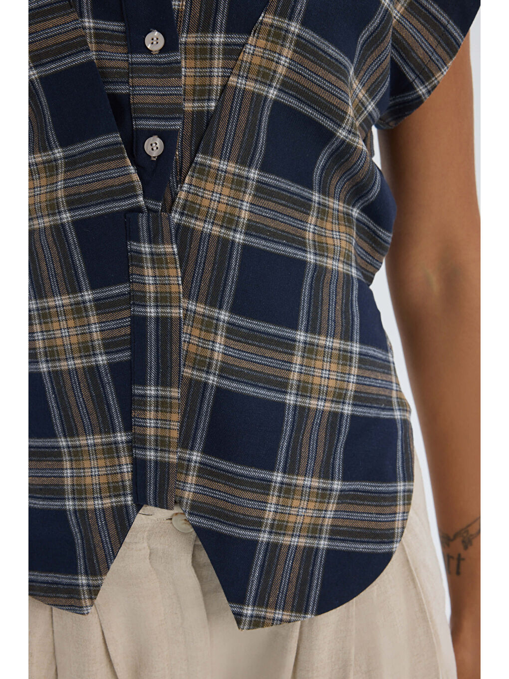 Frenzy Ekoseli Lacivert Kısa Gömlek-6