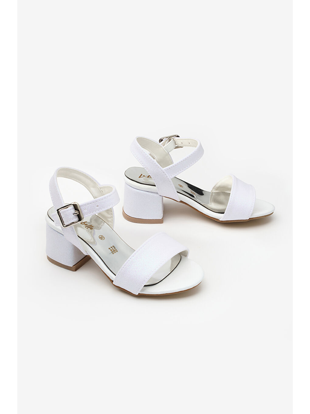Beyaz Tek Bantlı Bilekten Bağlamalı Kız Çocuk Topuklu Ayakkabı