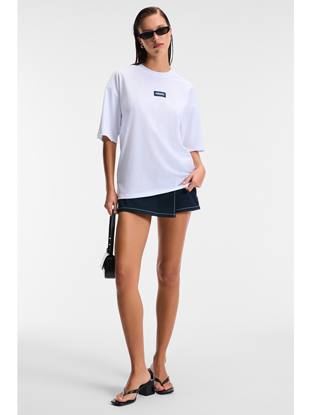 Zeylına Kadın %100 Pamuk Baskılı Regular Fit Kısa Kollu Bisiklet Yaka Beyaz T-shirt-3
