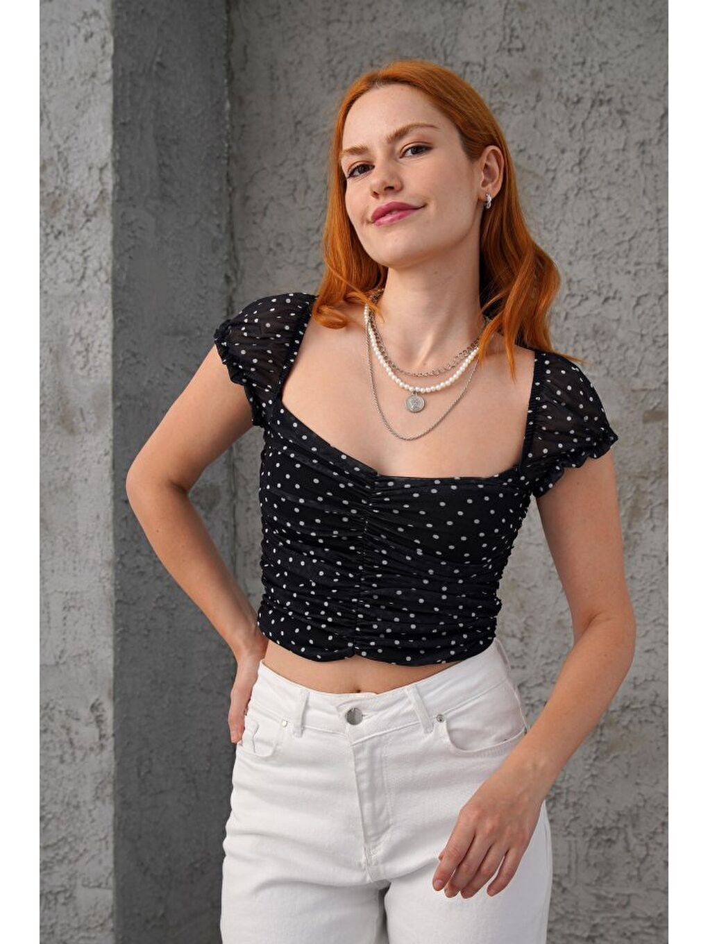 Puantiyeli Belden Oturtmalı Tül Siyah Bluz-1