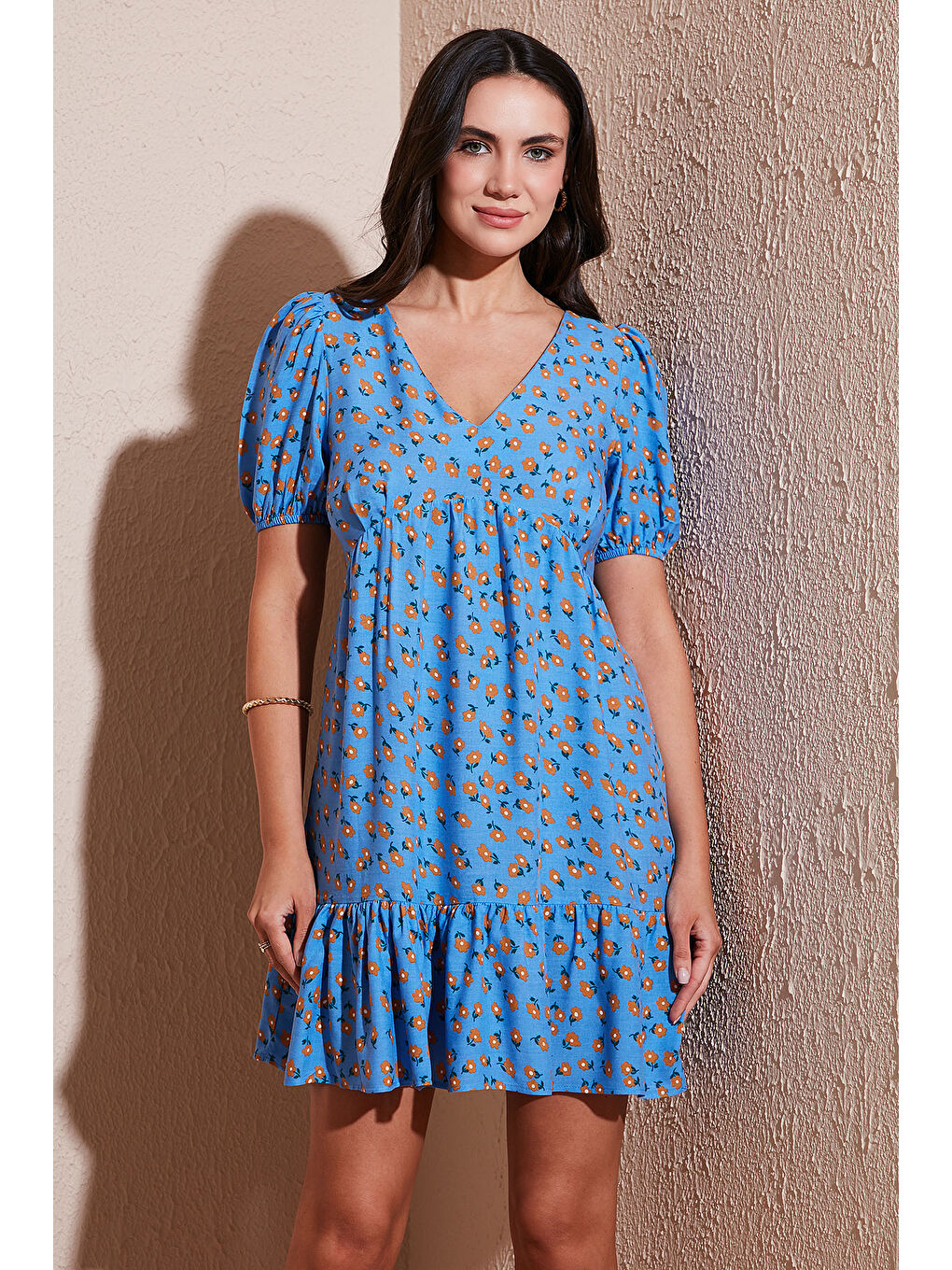 Mavi Regular Fit V Yaka Balon Kol Desenli Mini Kadın Elbise 67810045-1