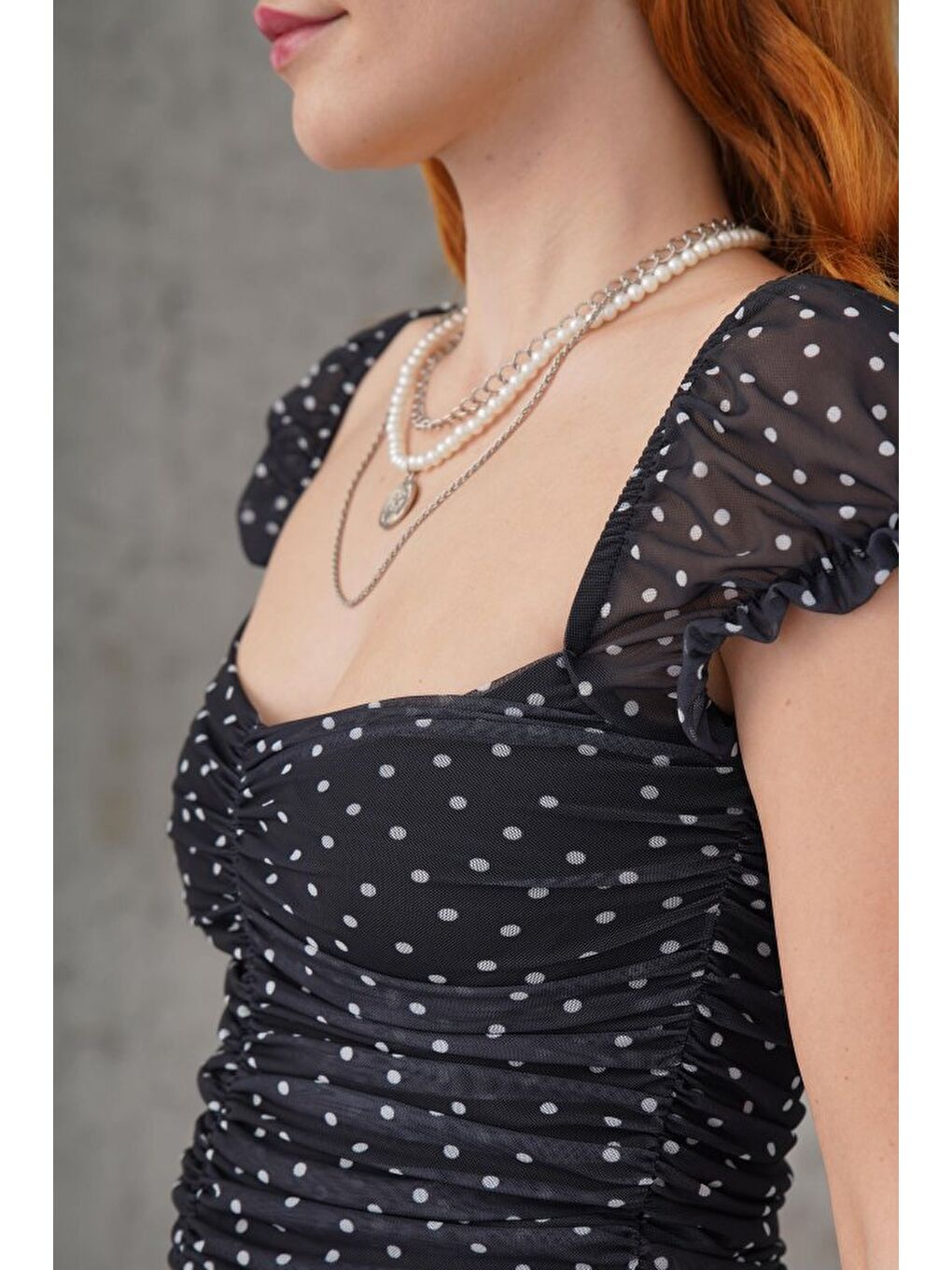 Puantiyeli Belden Oturtmalı Tül Siyah Bluz-2