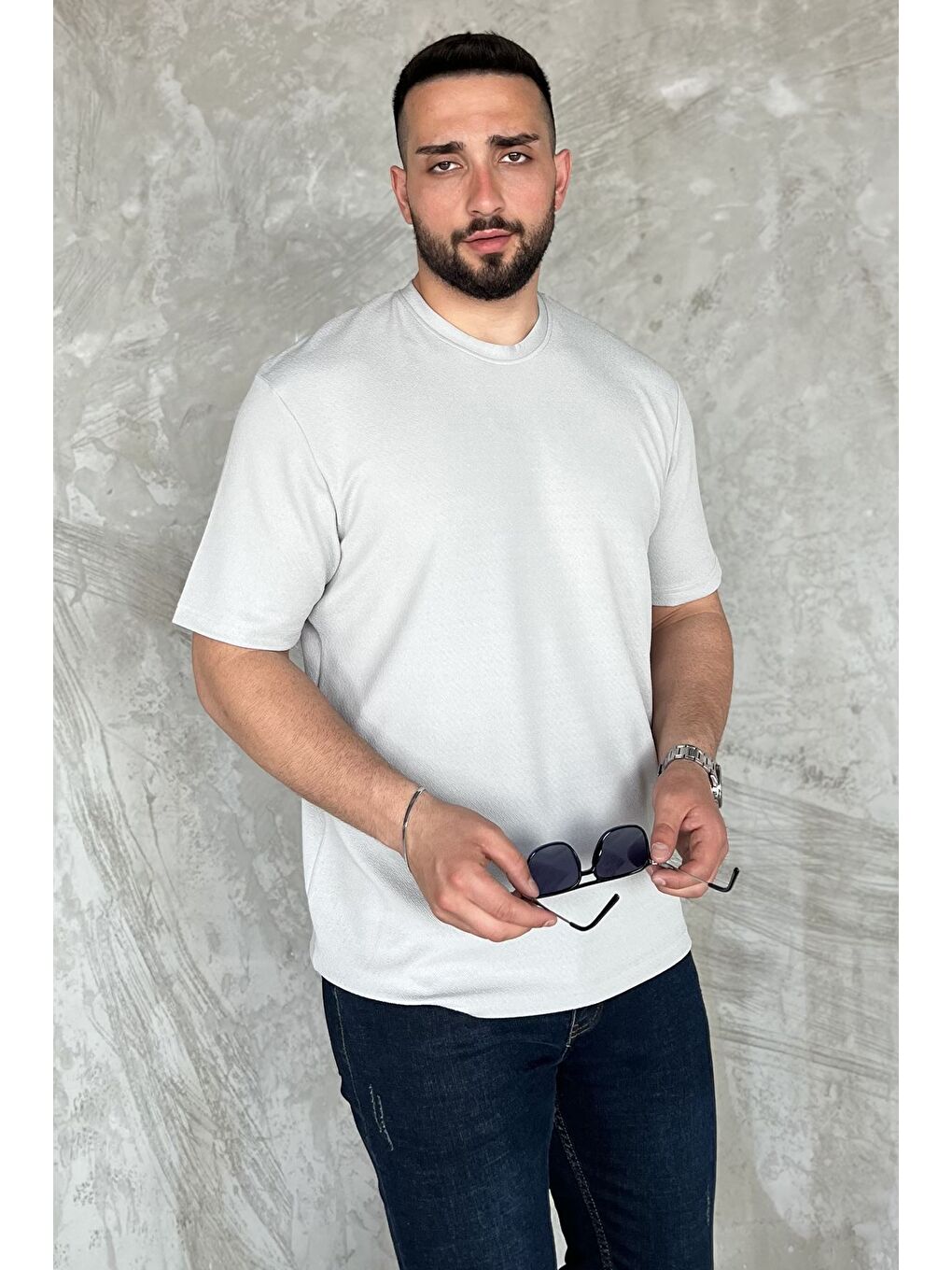 Gri Erkek Bisiklet Yaka Tişört-1