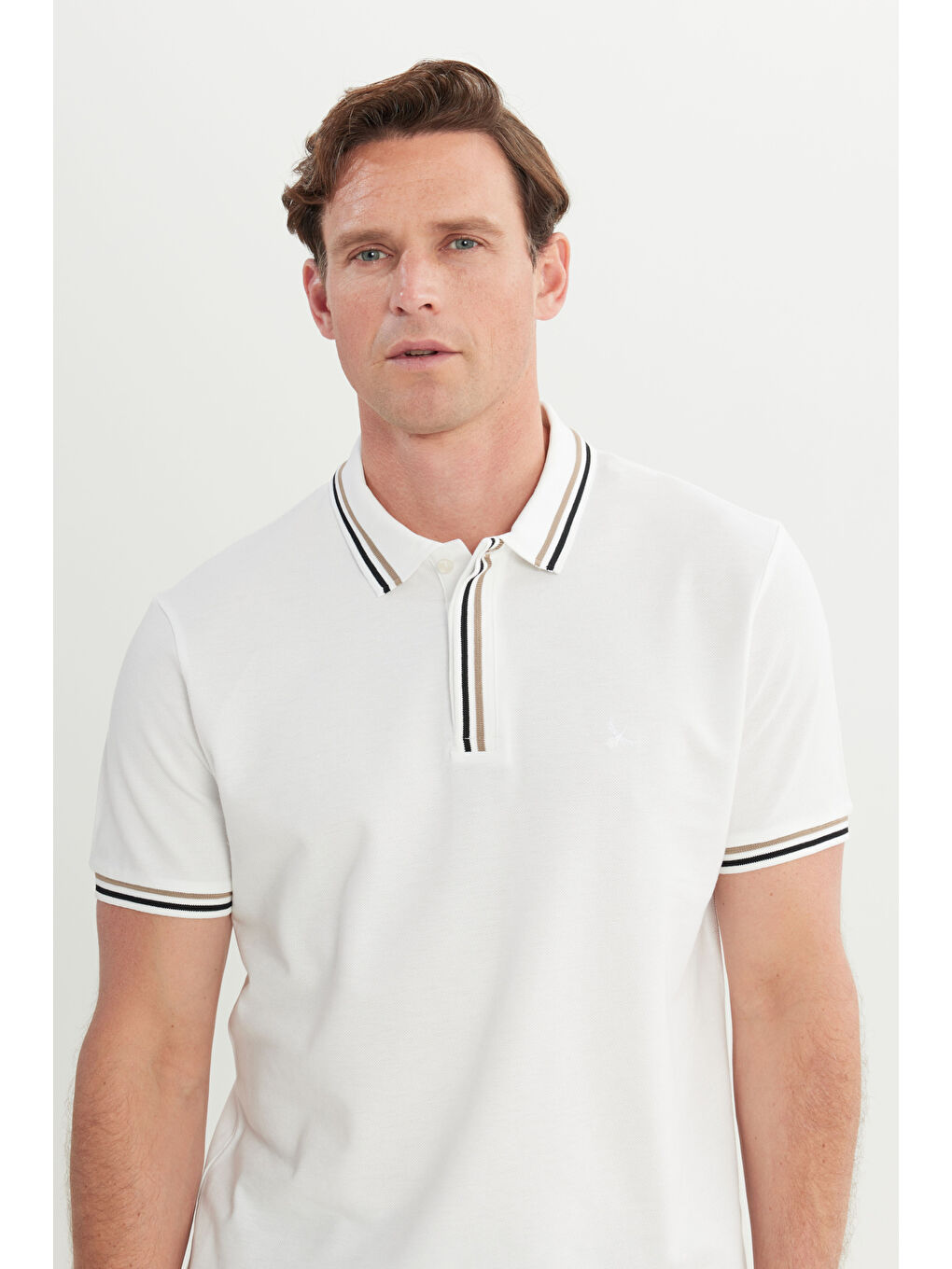 Erkek Beyaz %100 Pamuk Slim Fit Dar Kesim Polo Yaka Tişört-3