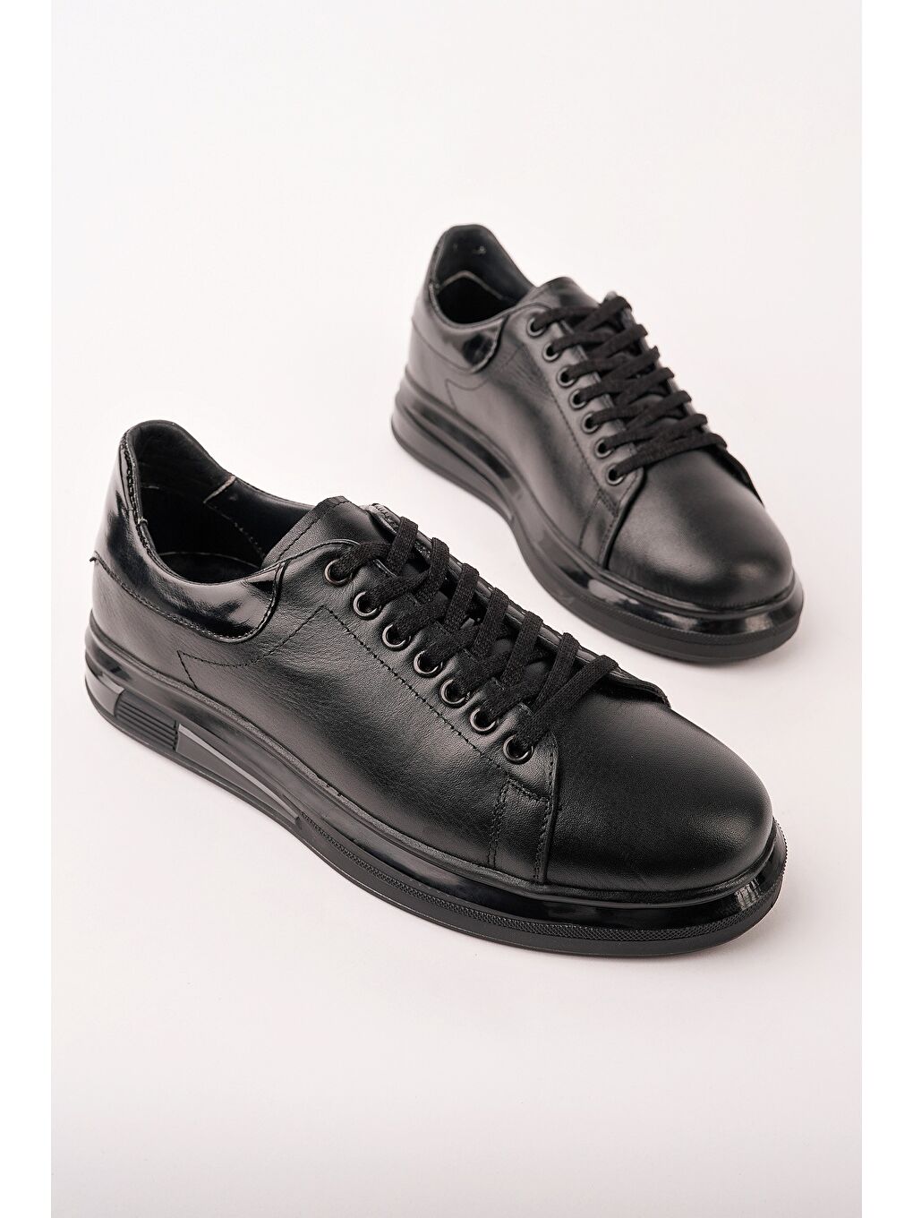 Siyah HUDSON Hakiki Deri Erkek Kalın Taban Bağcıklı Günlük Casual Sneaker