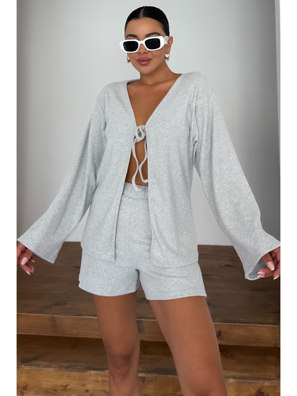 Kadın Gri Önü Bağlama Detaylı Alt-Üst Şortlu İnterlok Takım-3