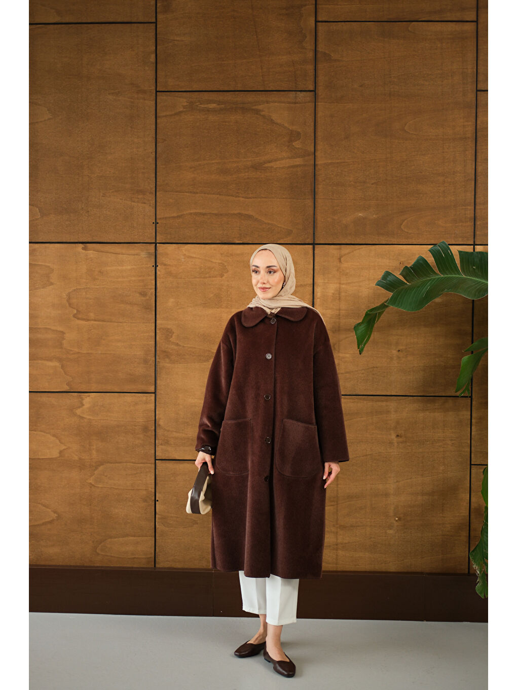 Kadın Yaka Detay Pelüş Kaban Kahverengi-3