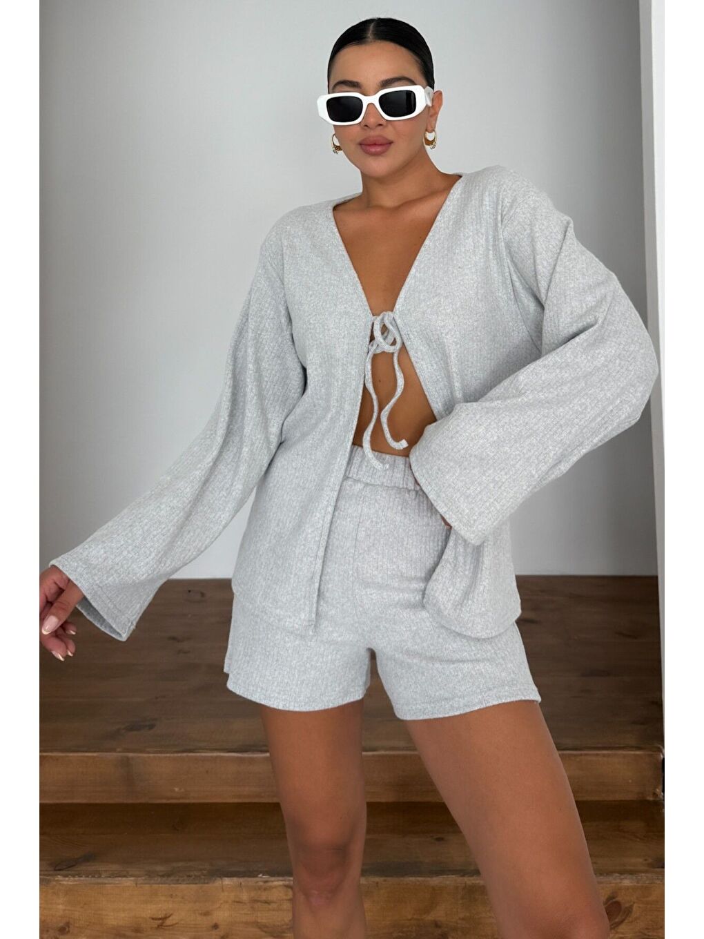 Kadın Gri Önü Bağlama Detaylı Alt-Üst Şortlu İnterlok Takım-5