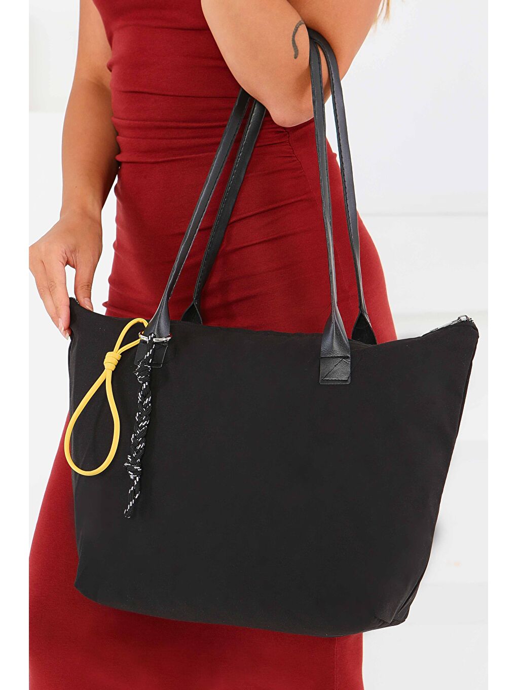 Kadın Siyah Kol Çantası - 27541-2