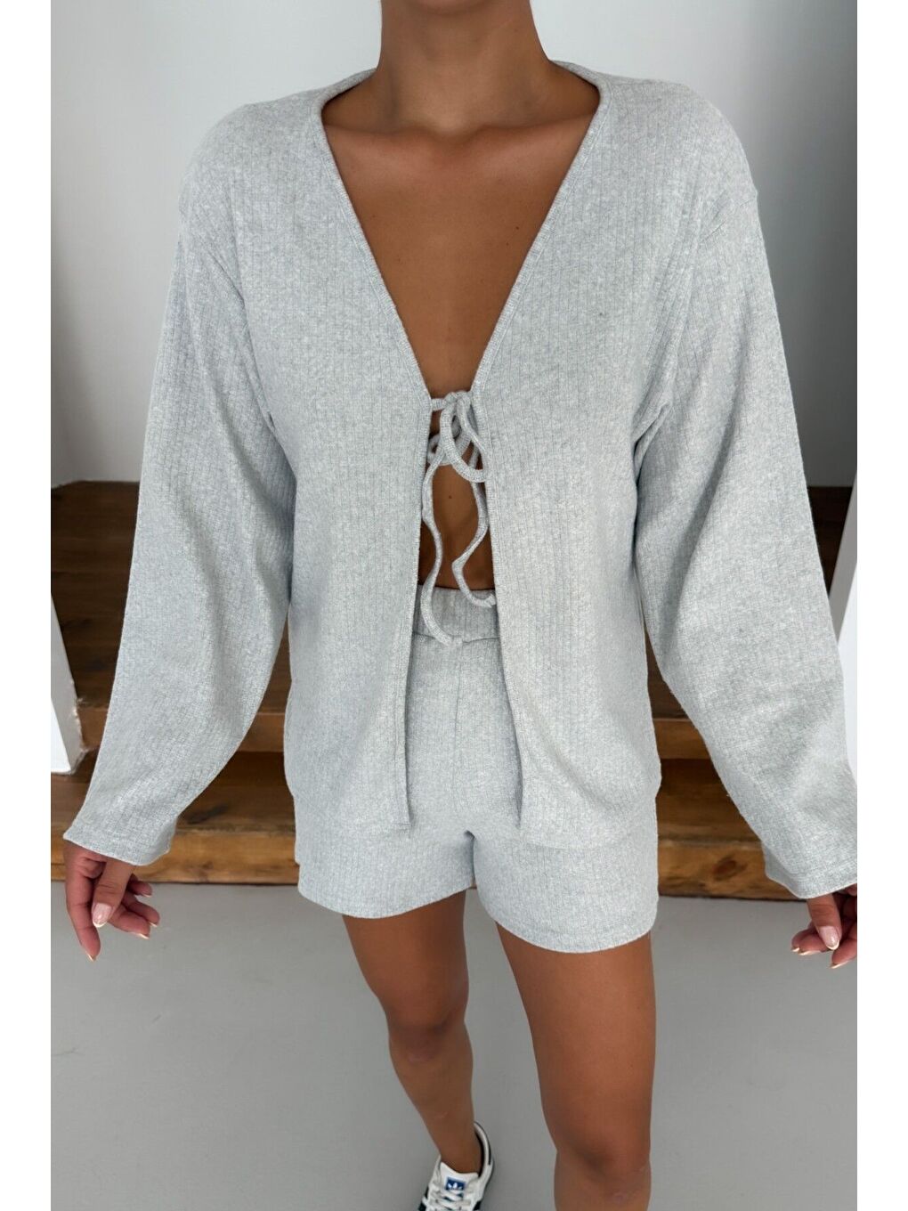 Kadın Gri Önü Bağlama Detaylı Alt-Üst Şortlu İnterlok Takım-7
