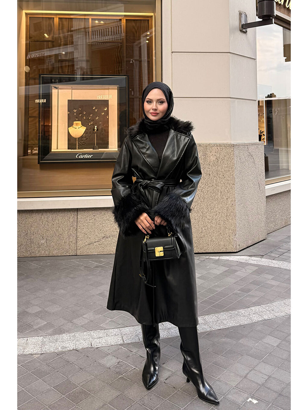 Kadın Yaka Kürk Detay Deri Trenç Siyah