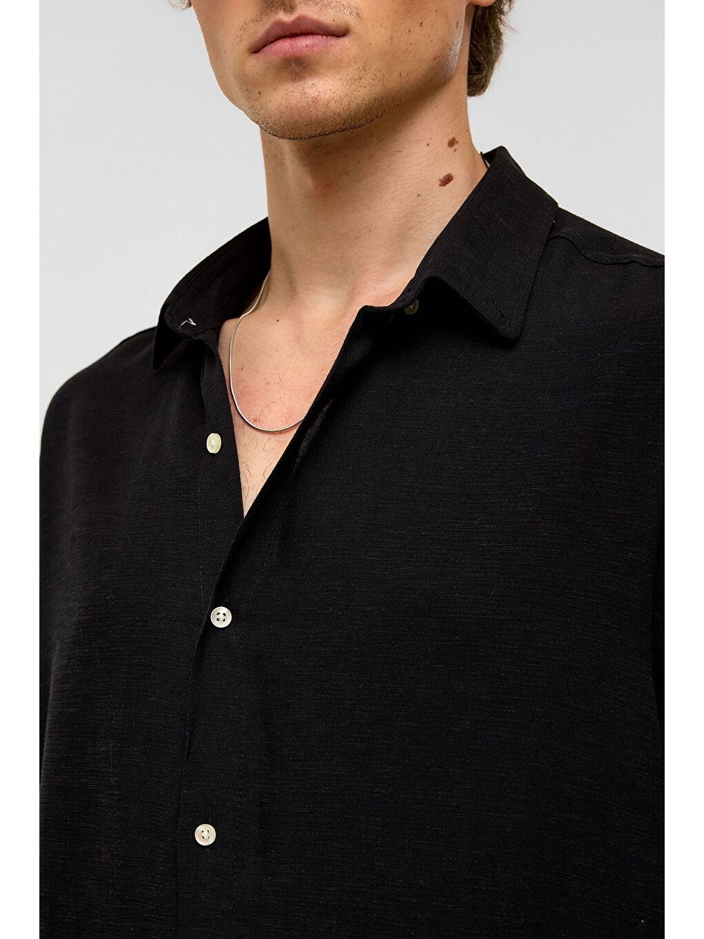 Oversize Uzun Kollu Keten Gömlek Siyah-3