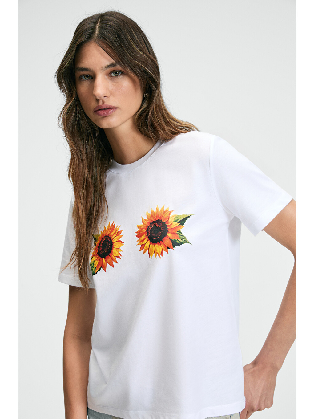 Karıva Kadın Bisiklet Yaka Kısa Kollu Ön Baskı Detaylı Regular Fit Beyaz T-shirt-2
