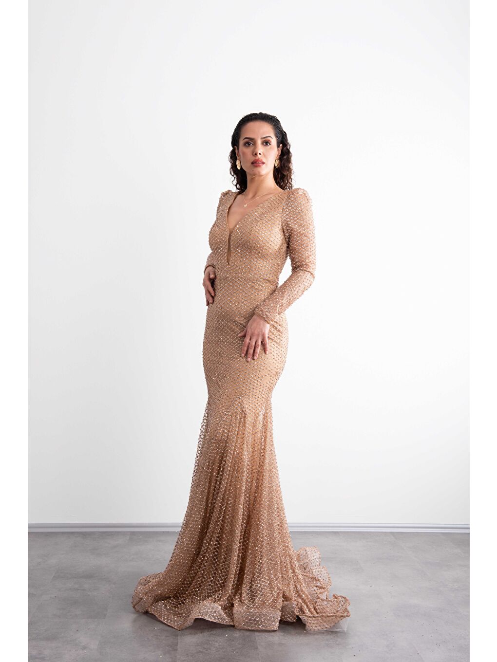 Sarı Transparan Kollu,V Yaka,Taş Baskılı, Balık Model, Kuyruklu ,Şık Abiye-4