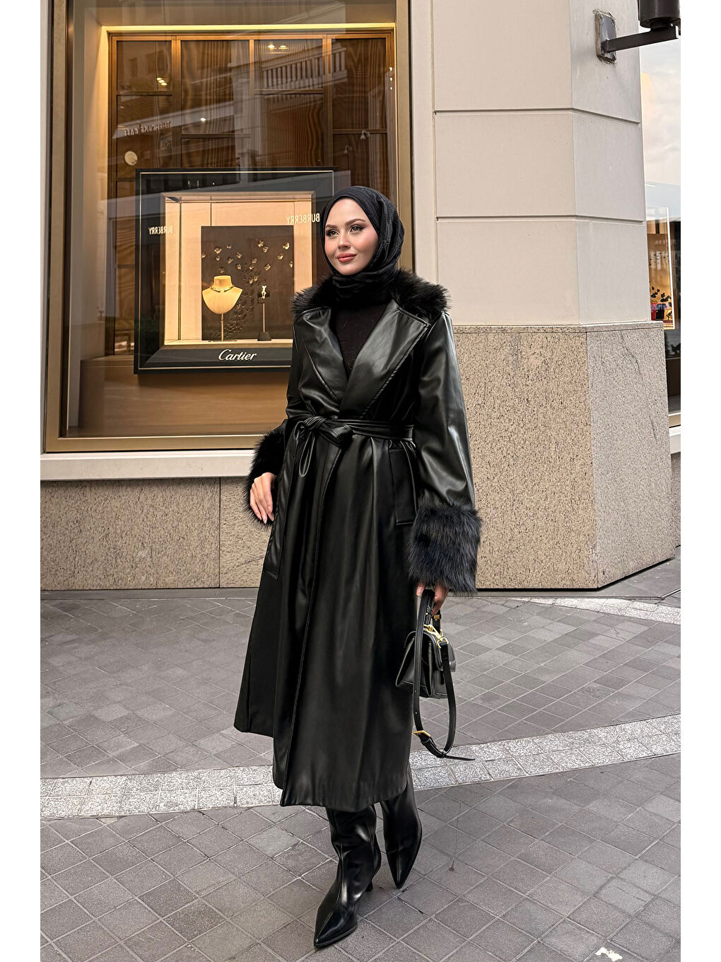 Kadın Yaka Kürk Detay Deri Trenç Siyah-3