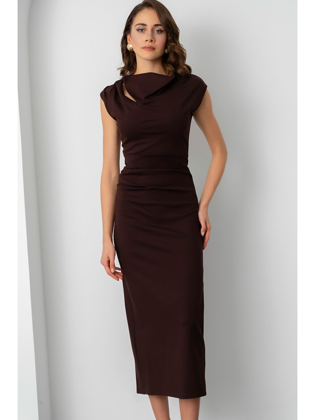 Kadın Kahverengi Yaka Detay Midi Davet Elbisesi-2