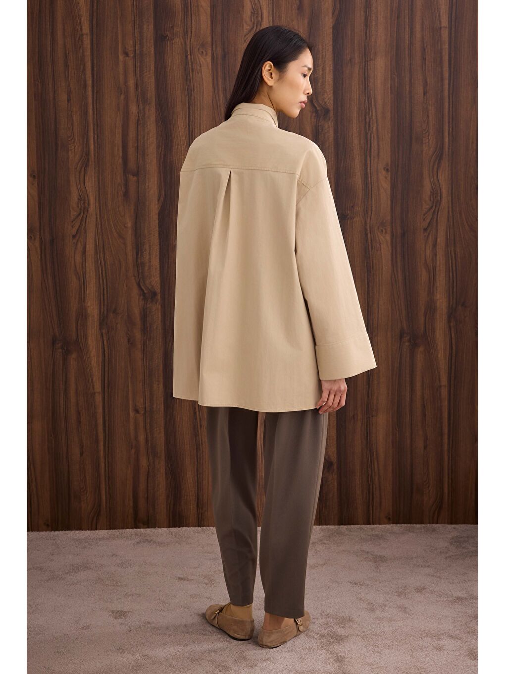 Fiyonk Detaylı Gömlek Koyu Bej-3