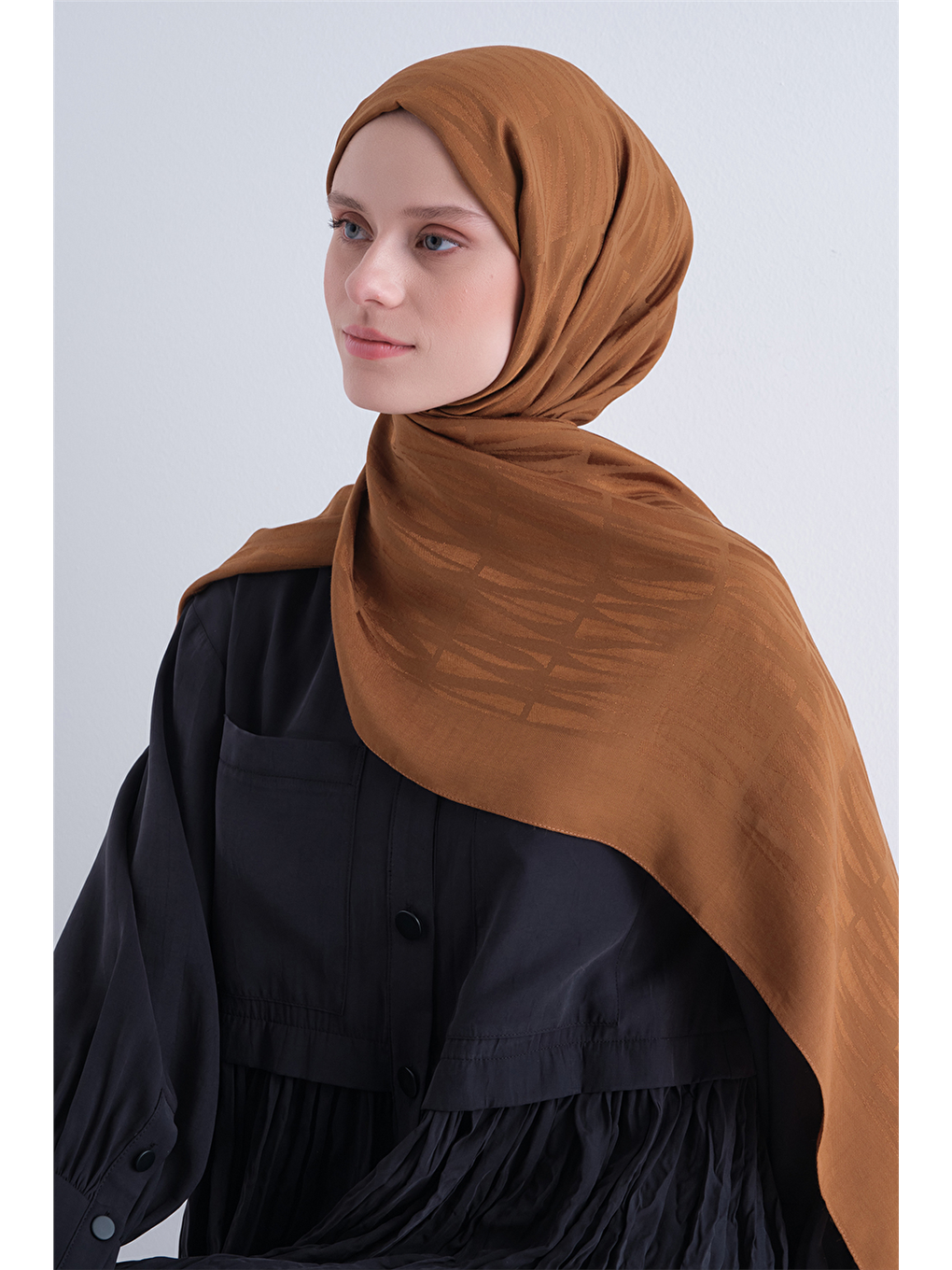 Kahverengi Lyocell Naia Çubuk Desen Şal 3 46-2