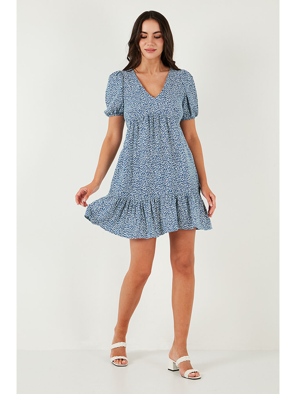 İndigo Regular Fit V Yaka Balon Kol Desenli Mini Kadın Elbise 67810045-2