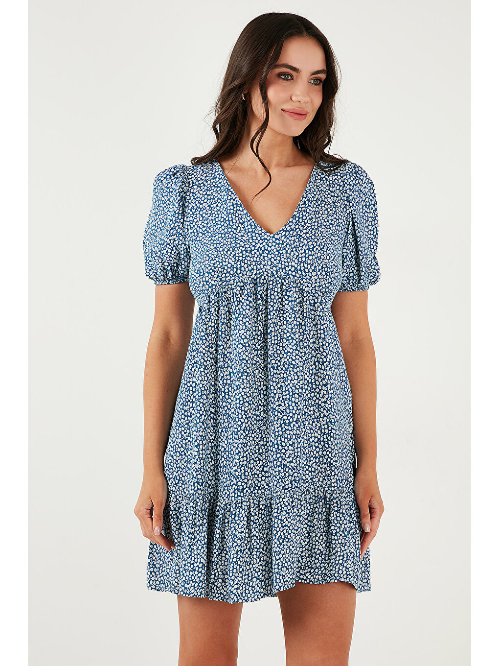 İndigo Regular Fit V Yaka Balon Kol Desenli Mini Kadın Elbise 67810045-4