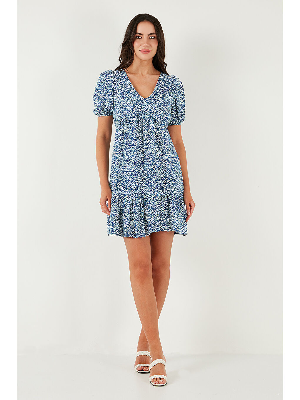 İndigo Regular Fit V Yaka Balon Kol Desenli Mini Kadın Elbise 67810045-5